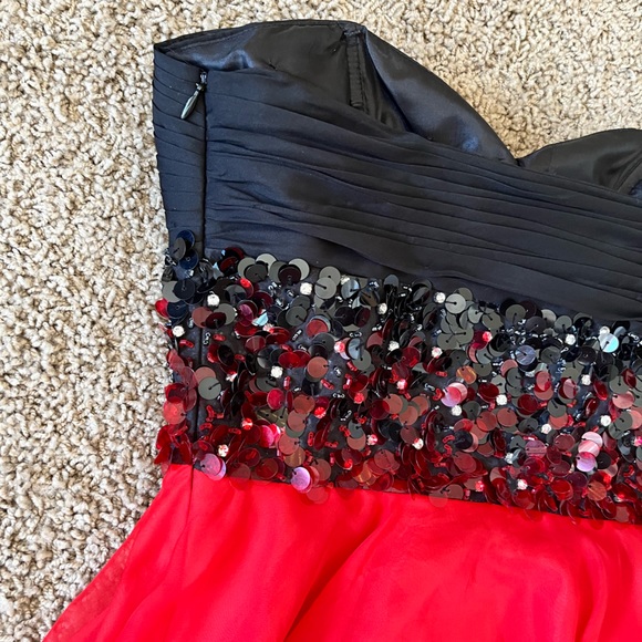 Sequin Party Grad Prom Dress - Picture 6 of 7